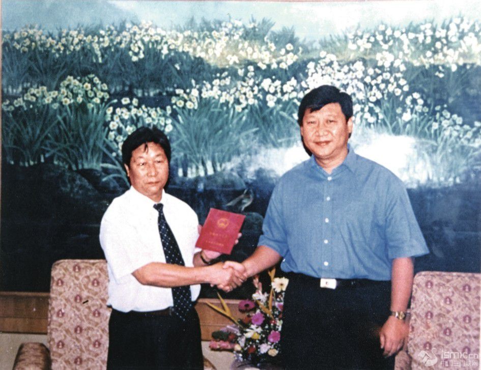 20007(x)ƽ鸣r(nng)ִW(xu)ռCl(f)ʡһȹsuCDԴ(x)ƽڸ£